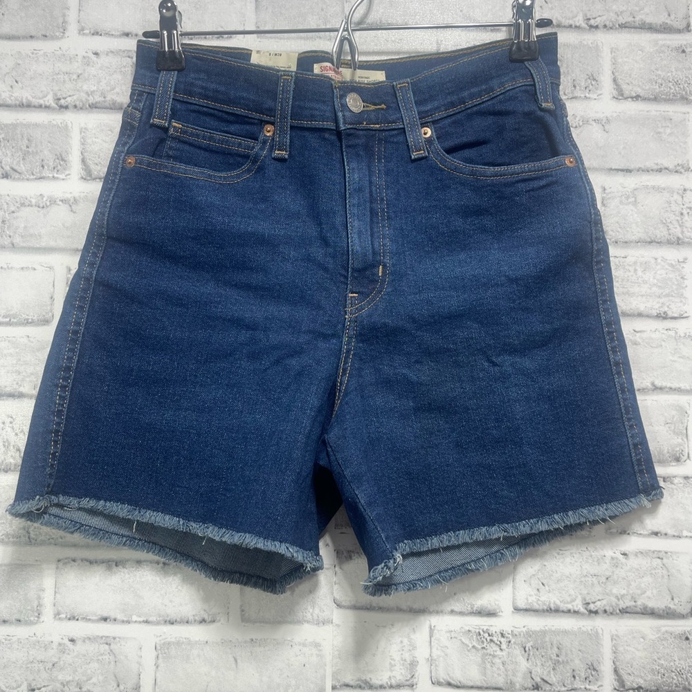 Levi’s Heritage High Rise 5” Raw Hem Denim Shorts NWT 28